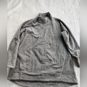 Duluth womens long sleeve cozy warm sweatshirt with pockets